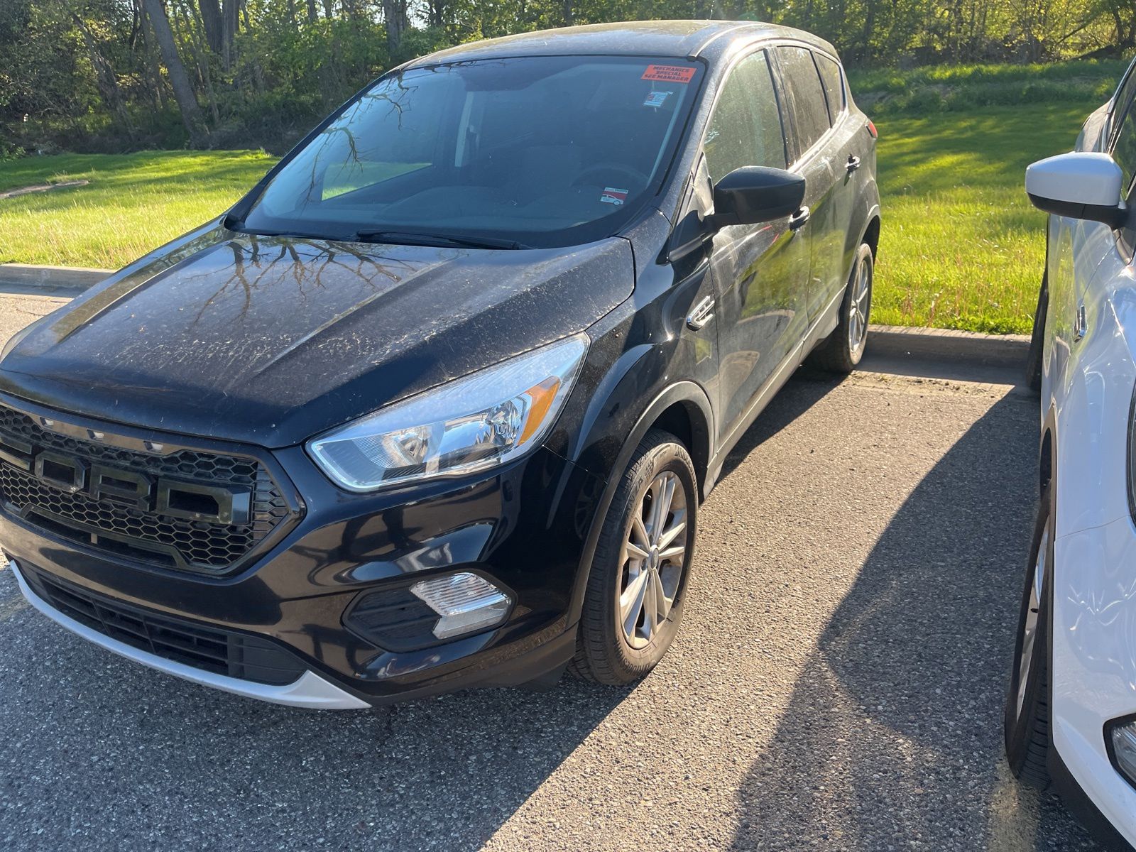 Thumbnail: 2019 Ford Escape - 4
