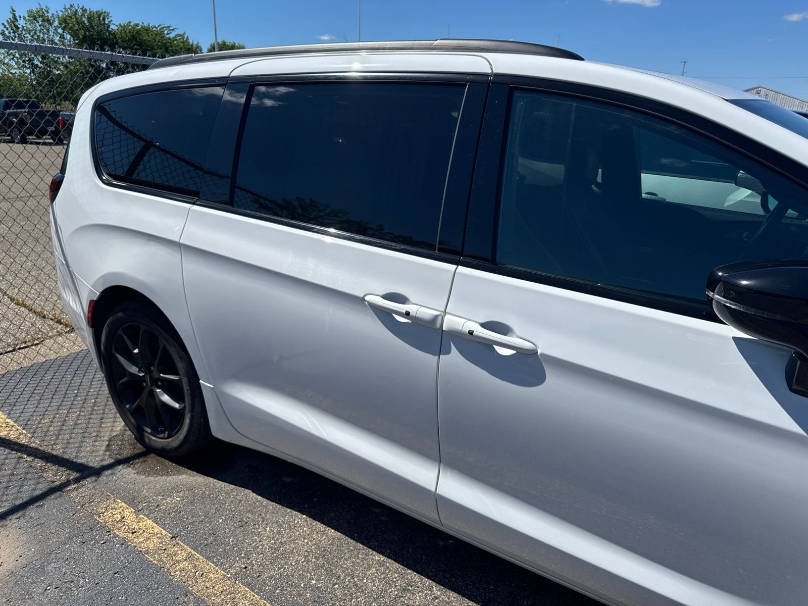 Thumbnail: 2025 Chrysler Pacifica - 7