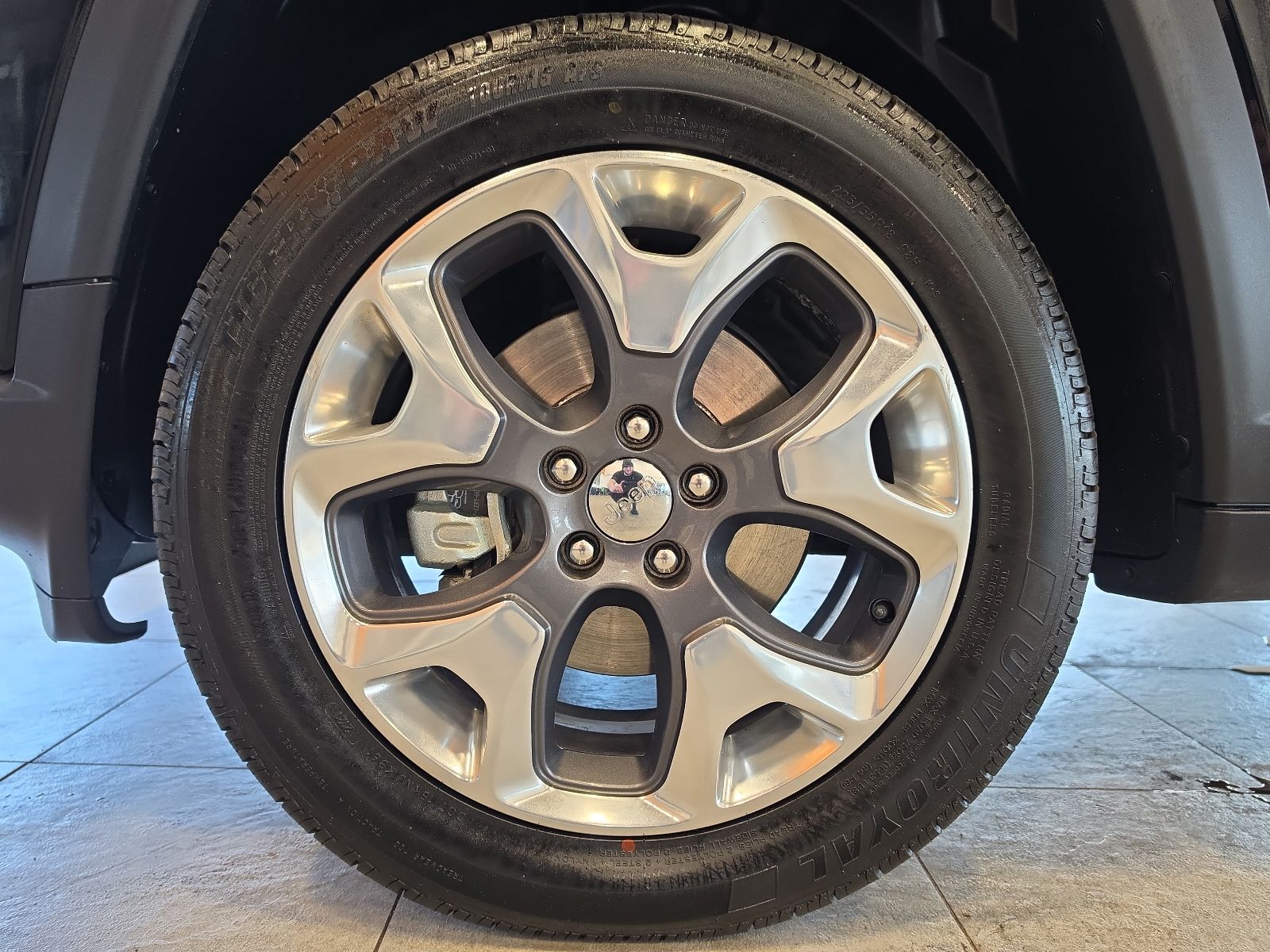 Thumbnail: 2018 Jeep Compass - 14
