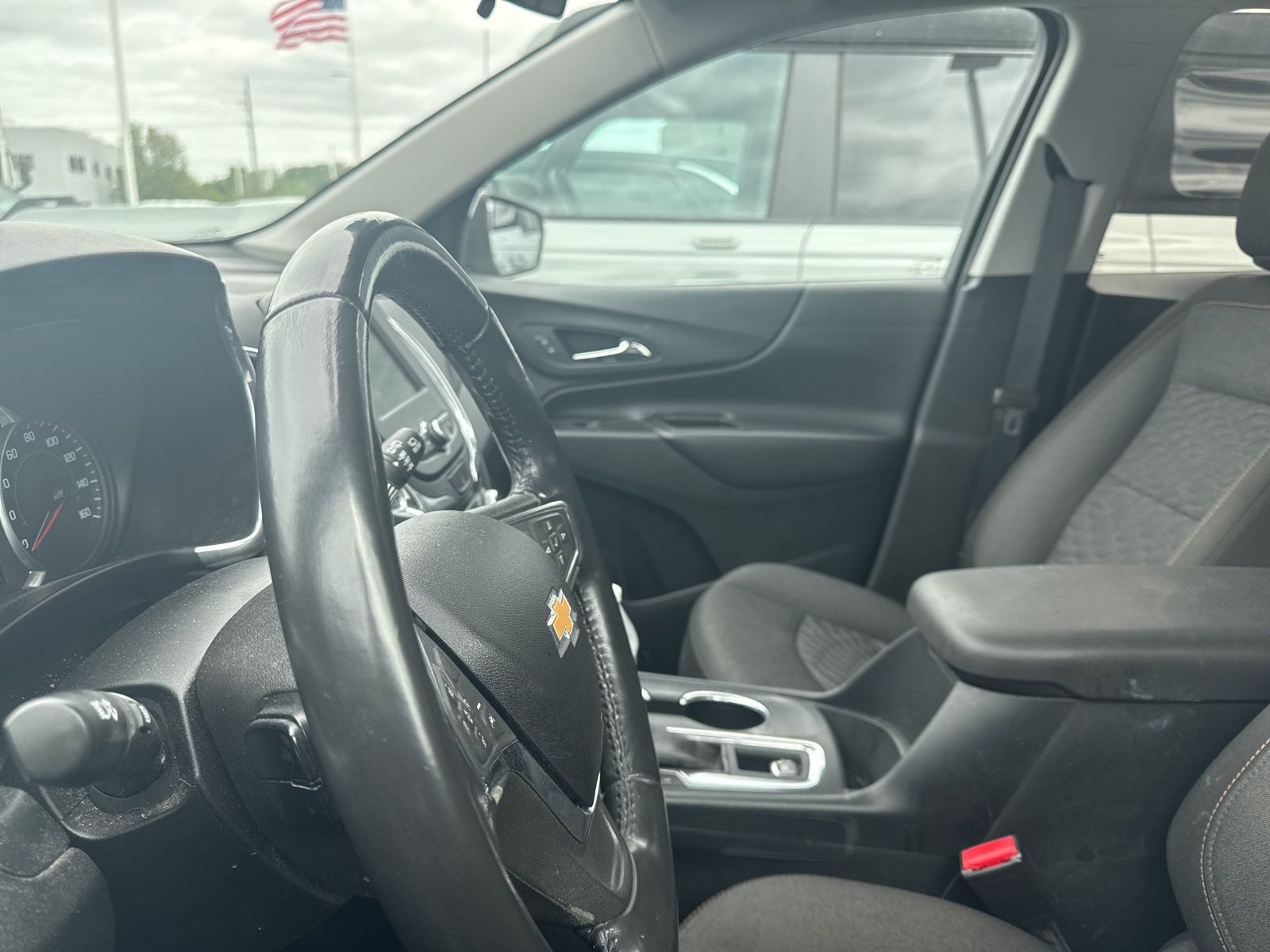Thumbnail: 2019 Chevrolet Equinox - 32
