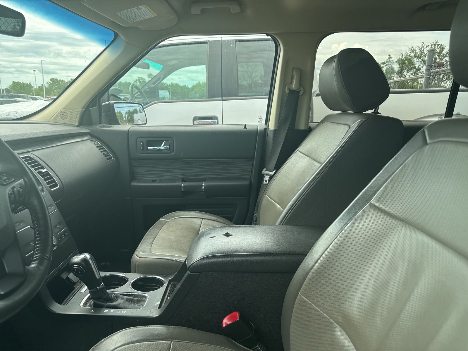 Thumbnail: 2019 Ford Flex - 30