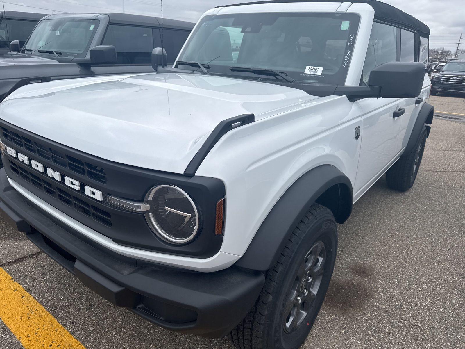 Thumbnail: 2025 Ford Bronco - 18