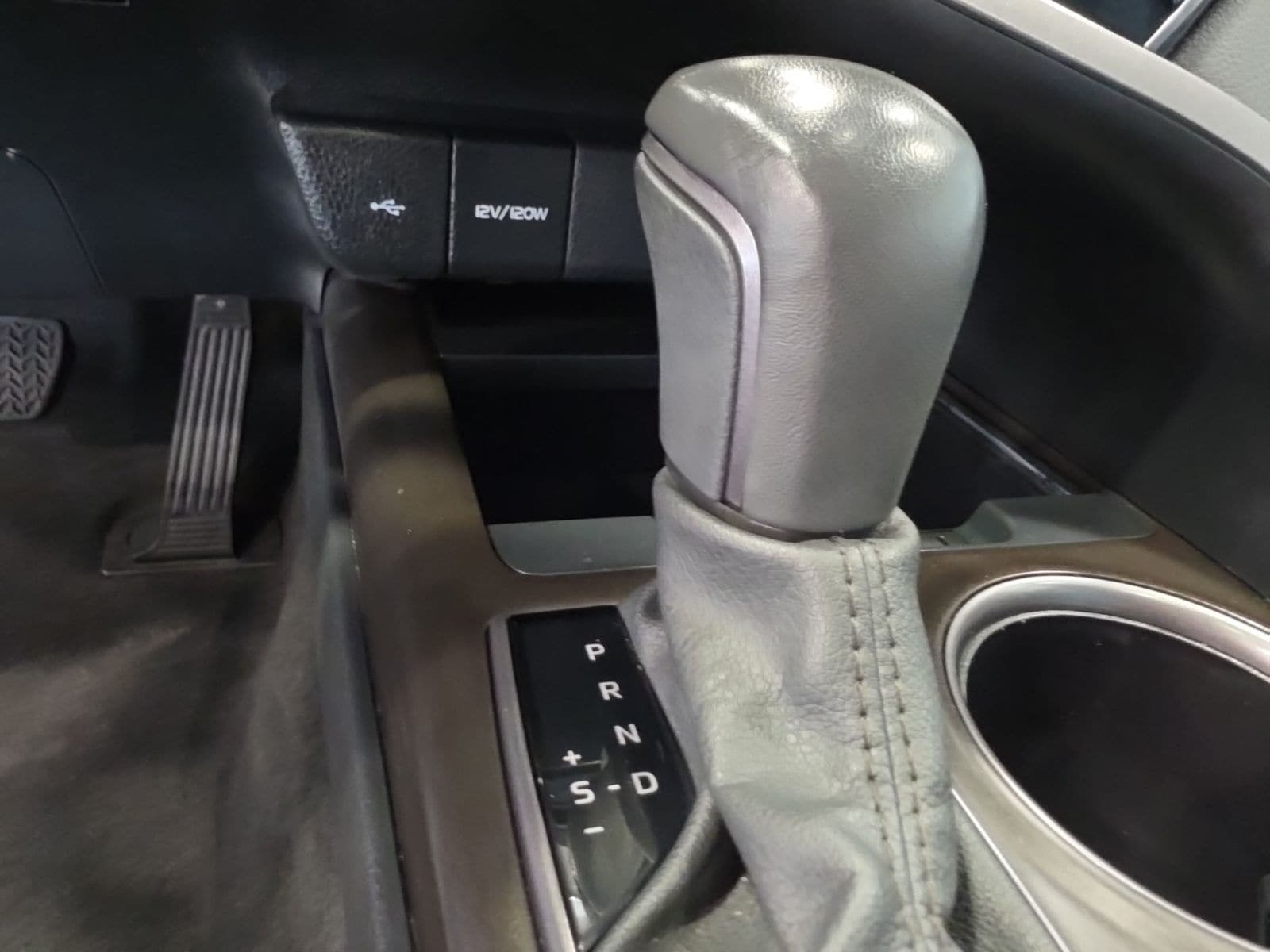 Thumbnail: 2024 Toyota Camry - 22