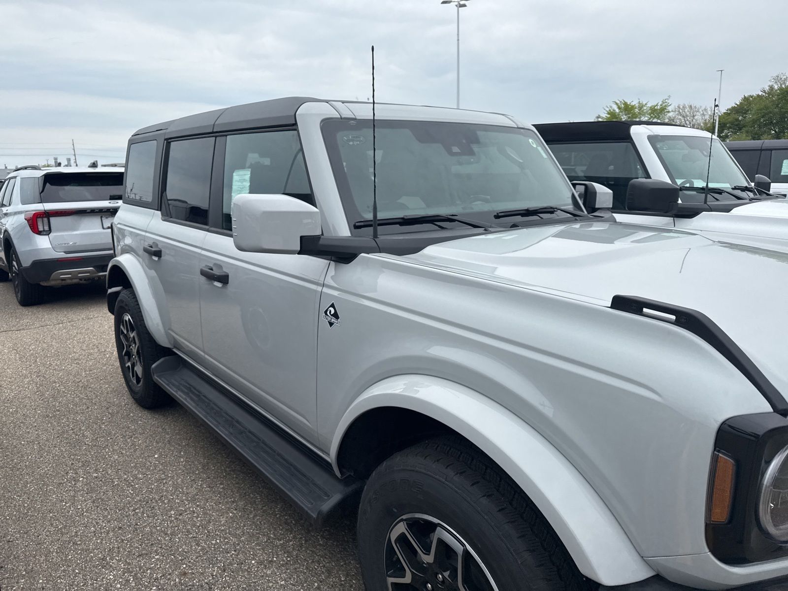 Thumbnail: 2026 Ford Bronco - 8