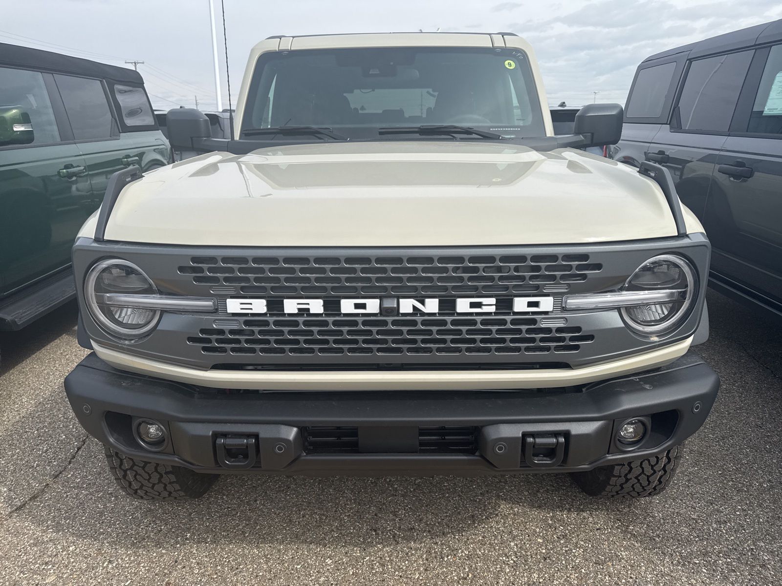 Thumbnail: 2026 Ford Bronco - 25
