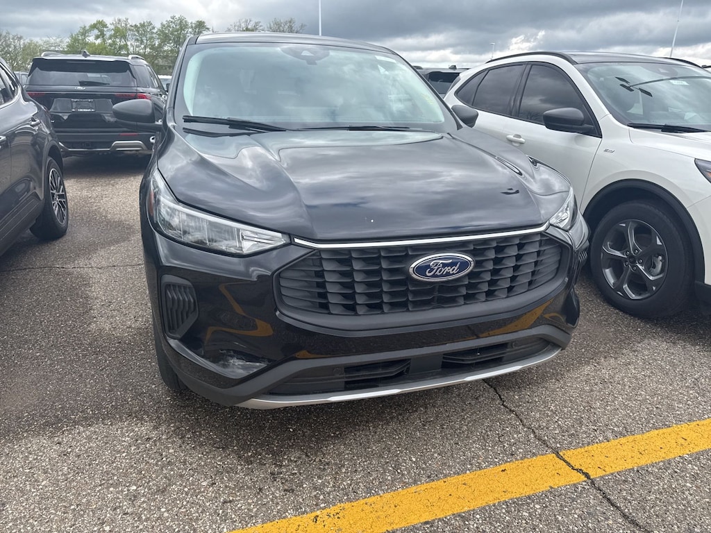 New 2026 Ford Escape Active SUV