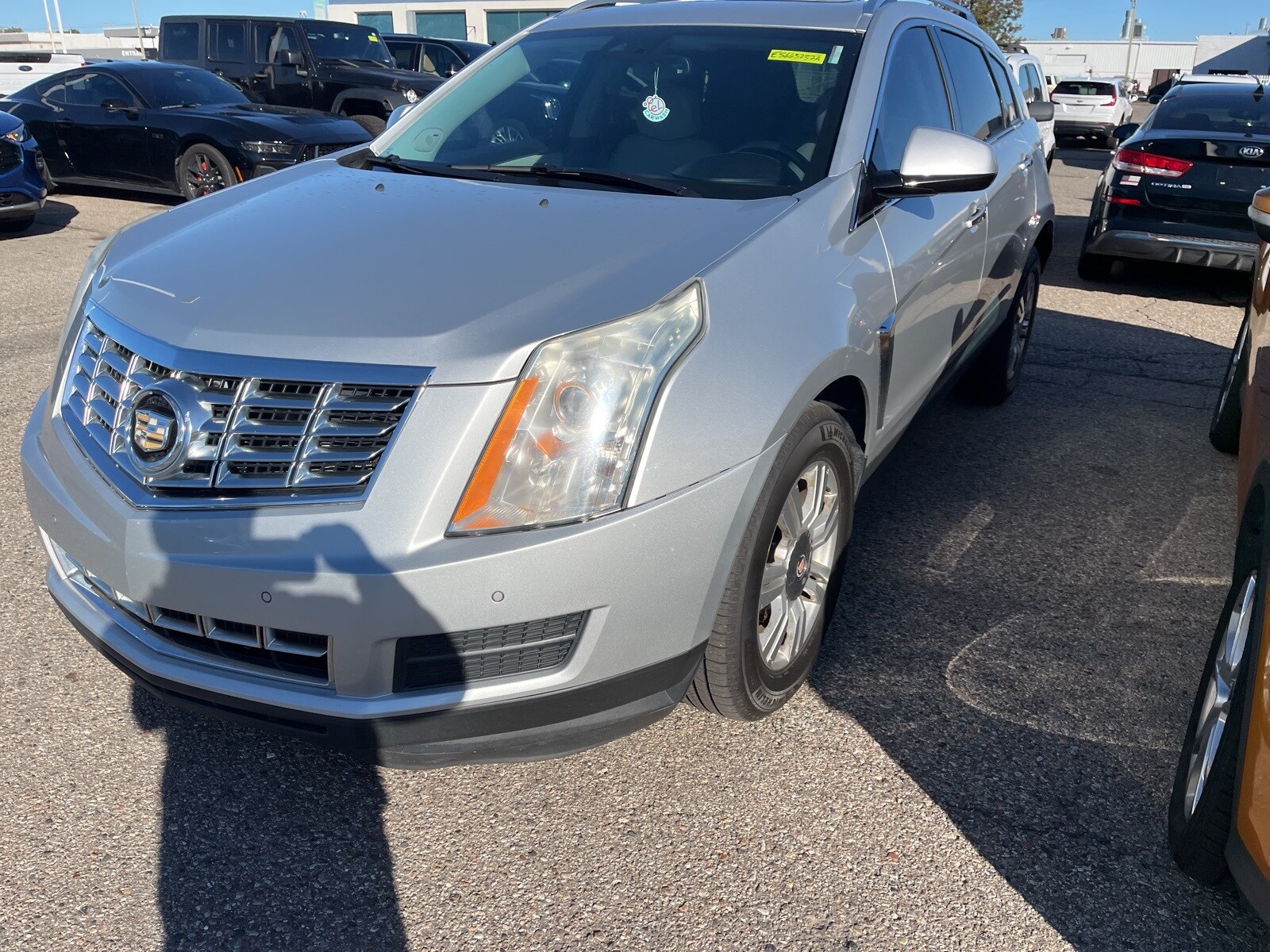 2014 Cadillac SRX Luxury photo 2