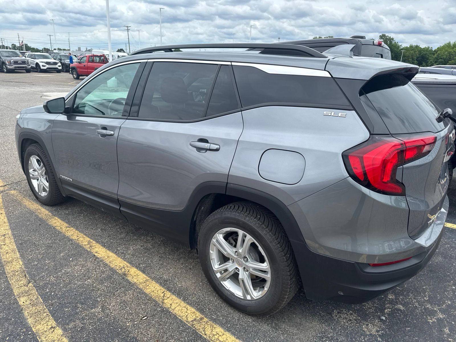 Thumbnail: 2019 GMC Terrain - 17