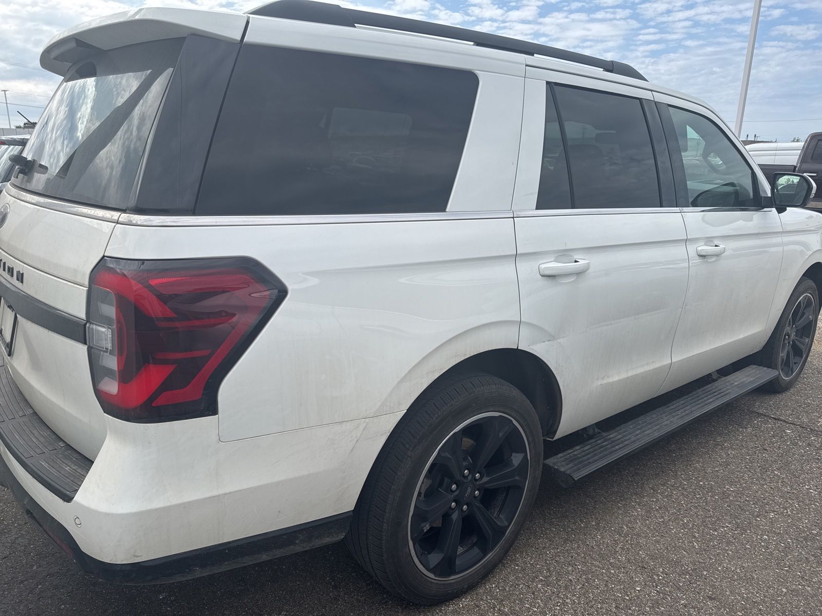 Thumbnail: 2023 Ford Expedition - 20