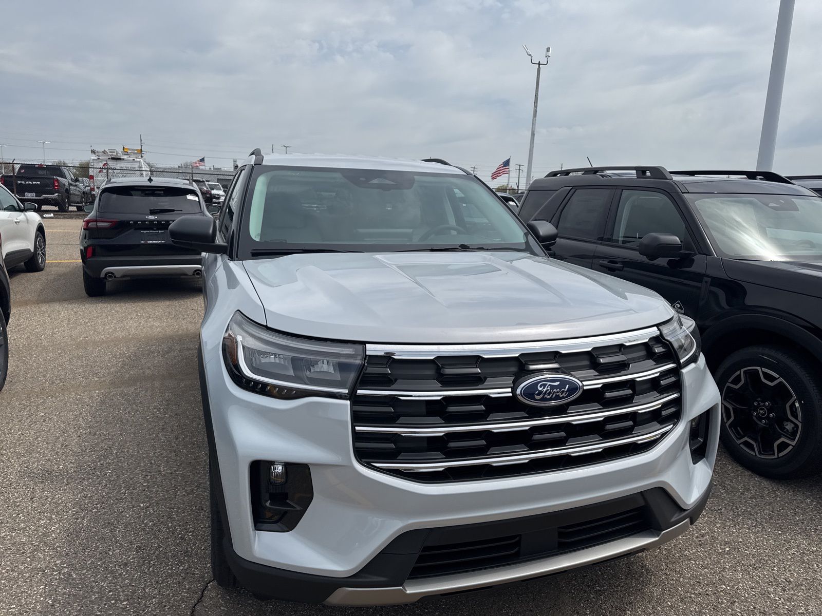 Thumbnail: 2026 Ford Explorer - 4