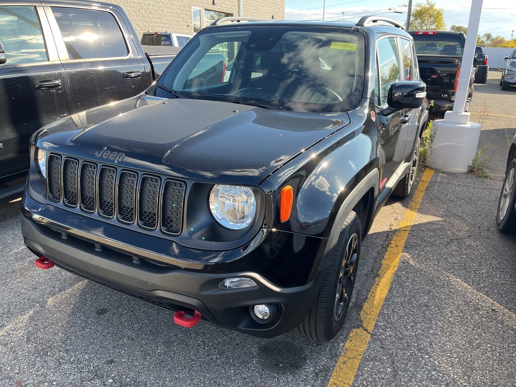 Used 2023 Jeep Renegade Trailhawk SUV