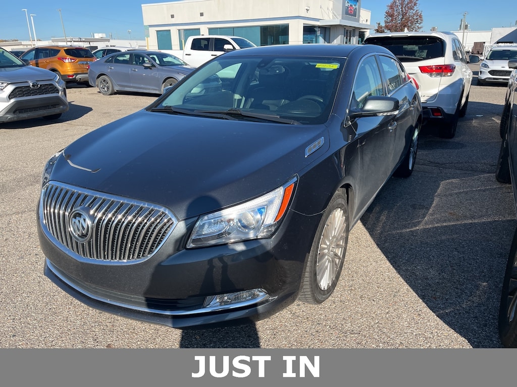 Used 2016 Buick Lacrosse Leather Group Sedan