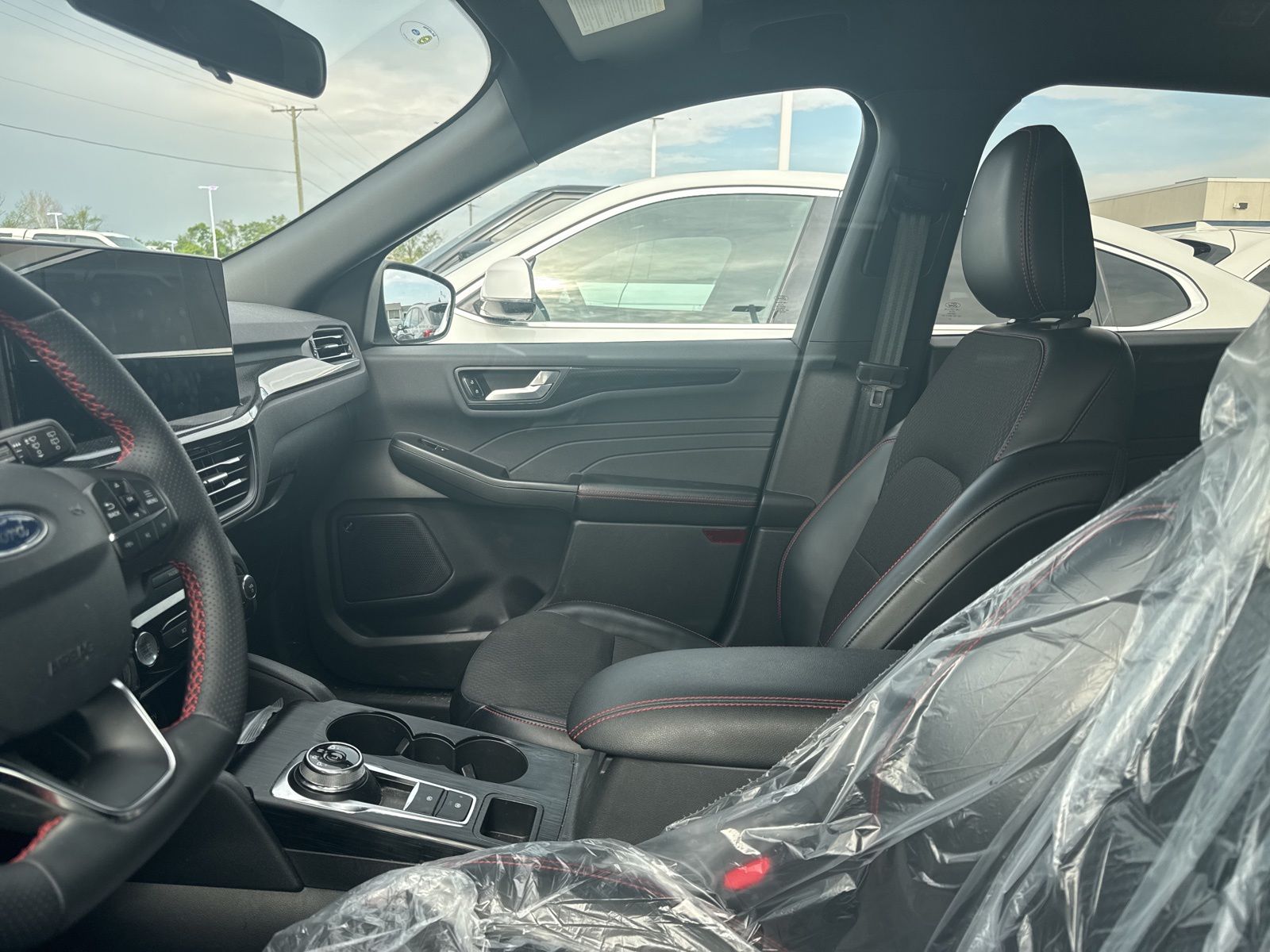 Thumbnail: 2024 Ford Escape - 30