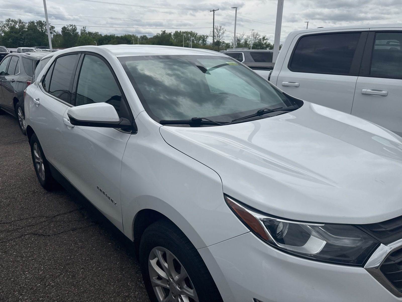 Thumbnail: 2019 Chevrolet Equinox - 8