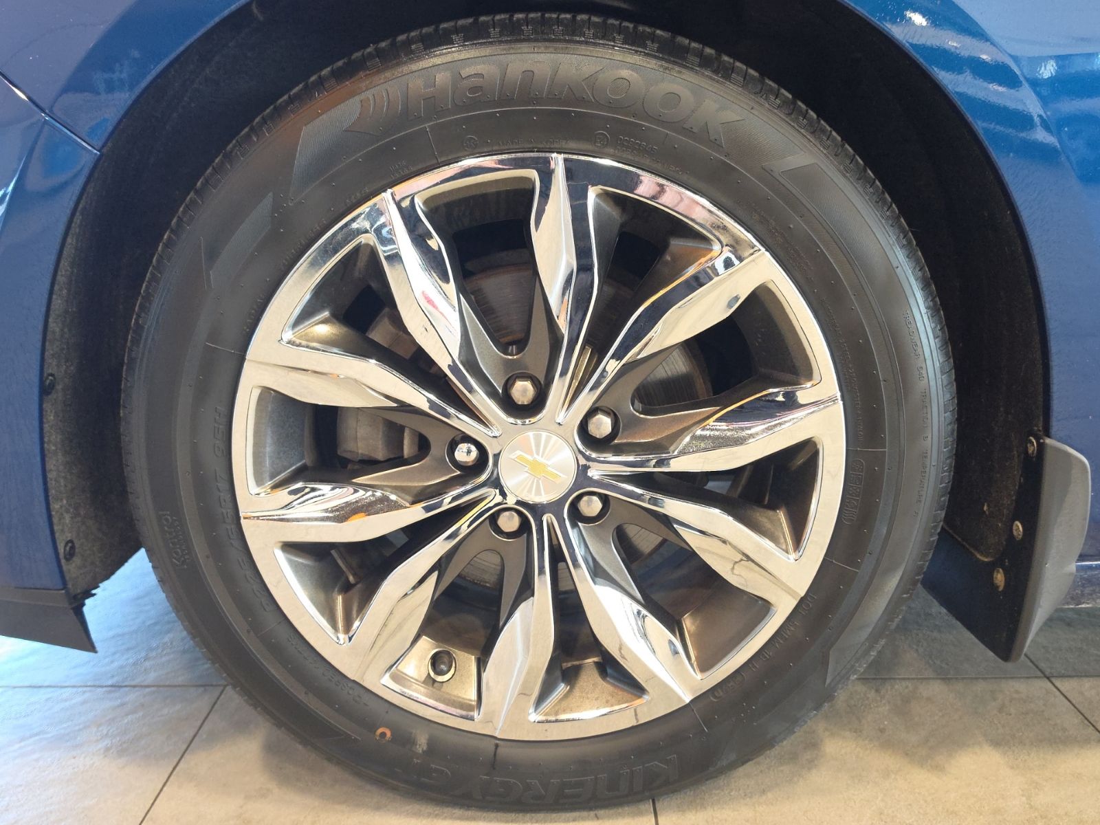 Thumbnail: 2019 Chevrolet Malibu - 14