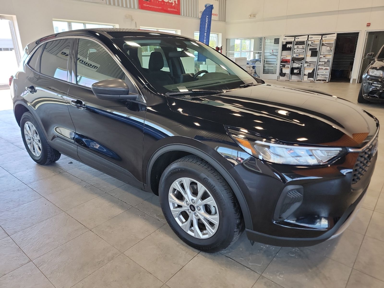 Thumbnail: 2023 Ford Escape - 2