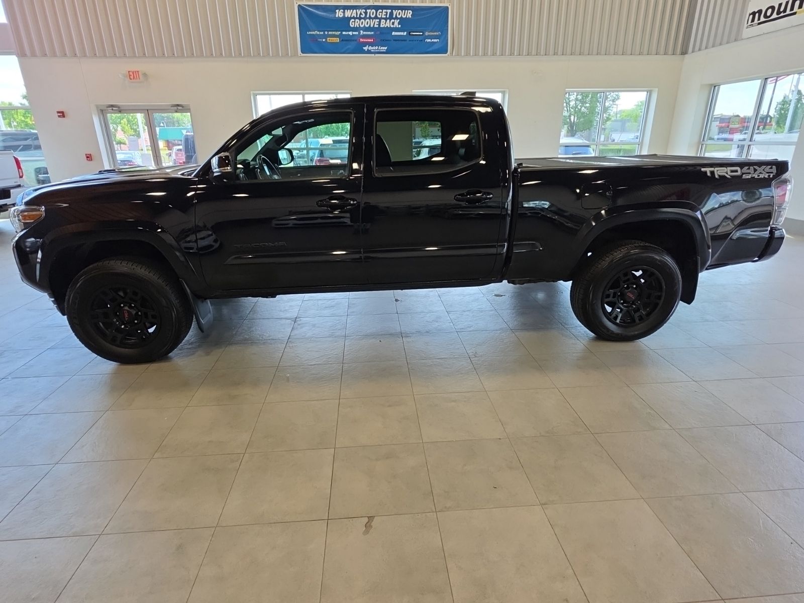 Thumbnail: 2021 Toyota Tacoma - 12
