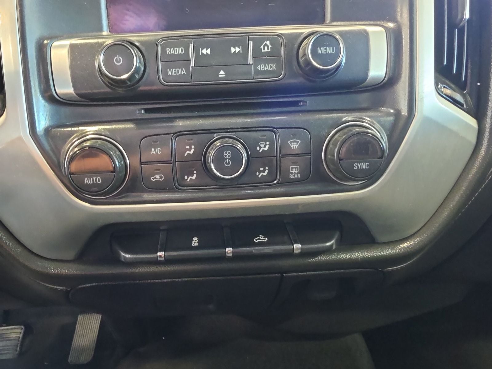Thumbnail: 2015 GMC Sierra 1500 - 22