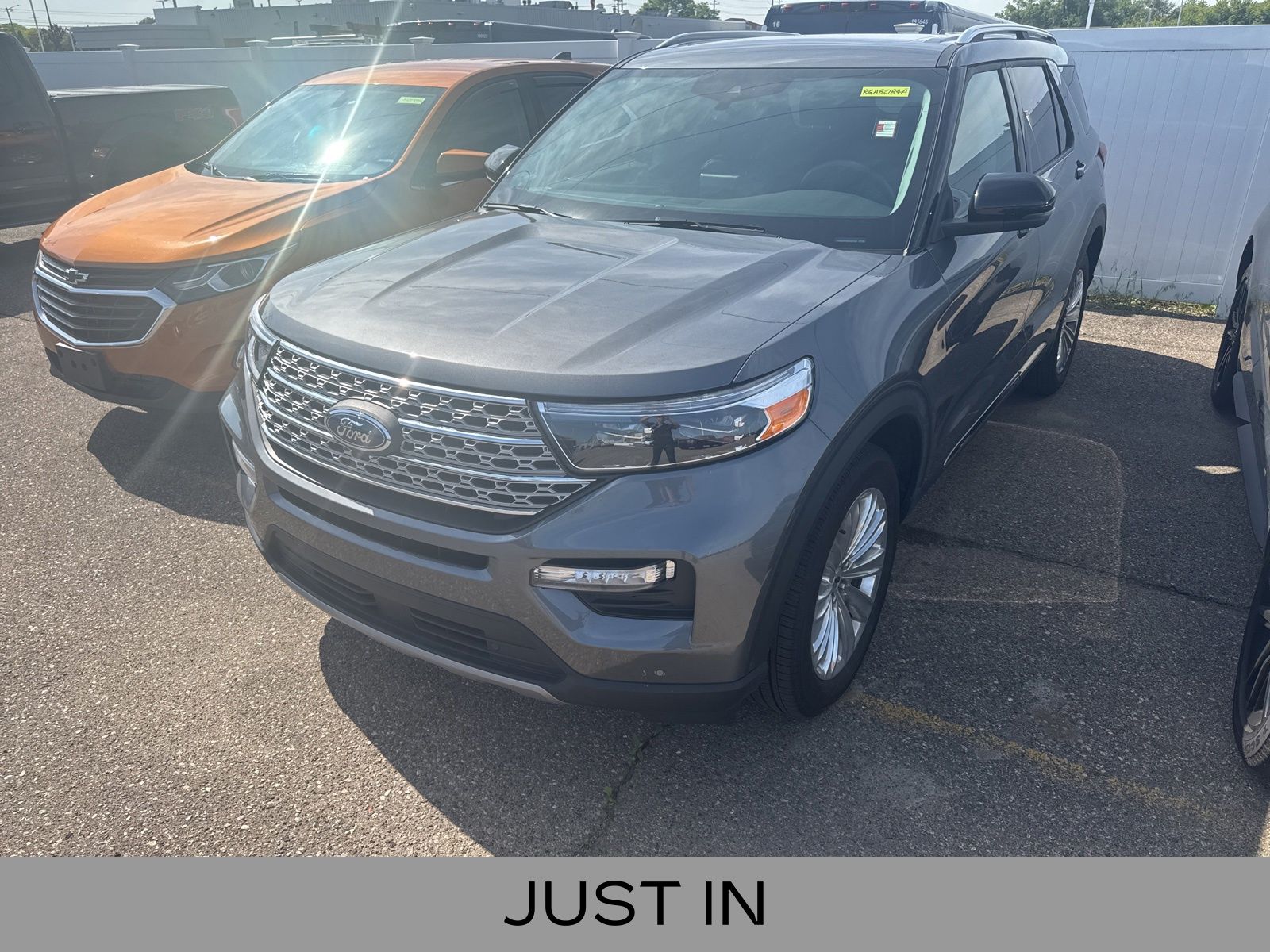 2024 Ford Explorer Limited 4WD's photo