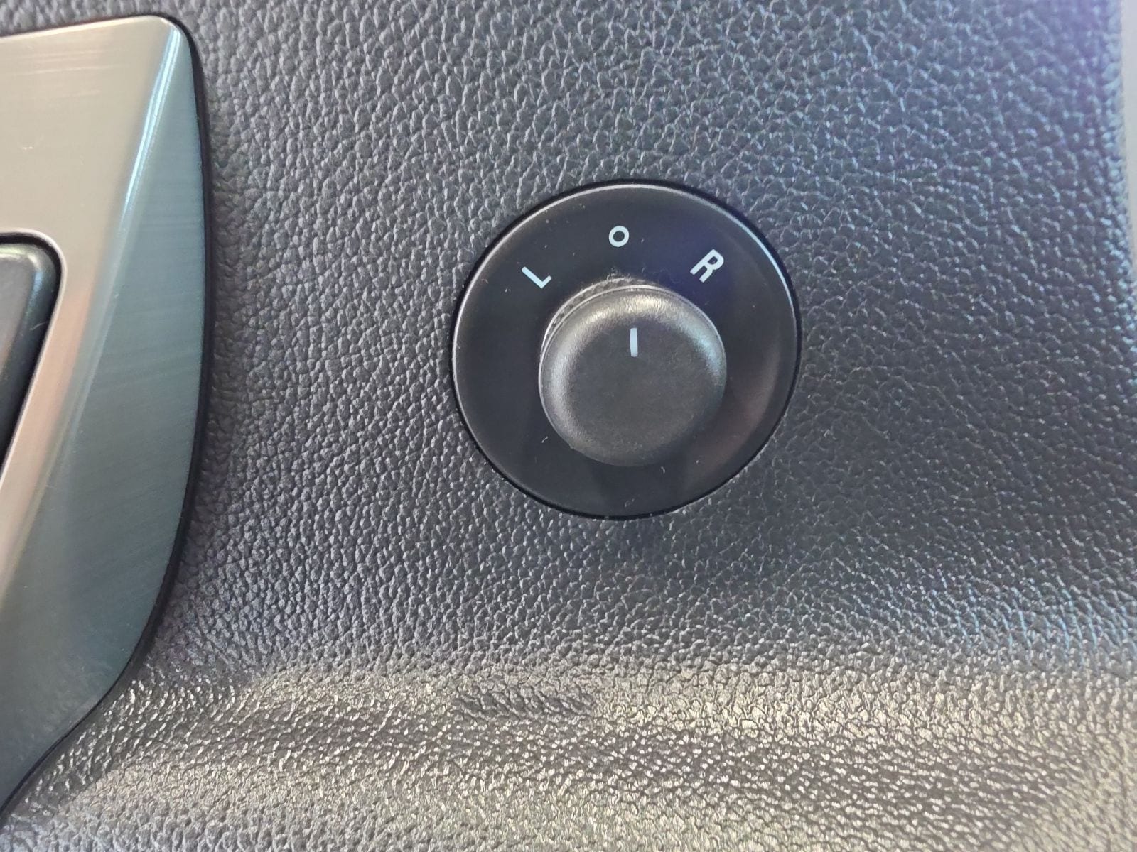 Thumbnail: 2016 Buick Verano - 19
