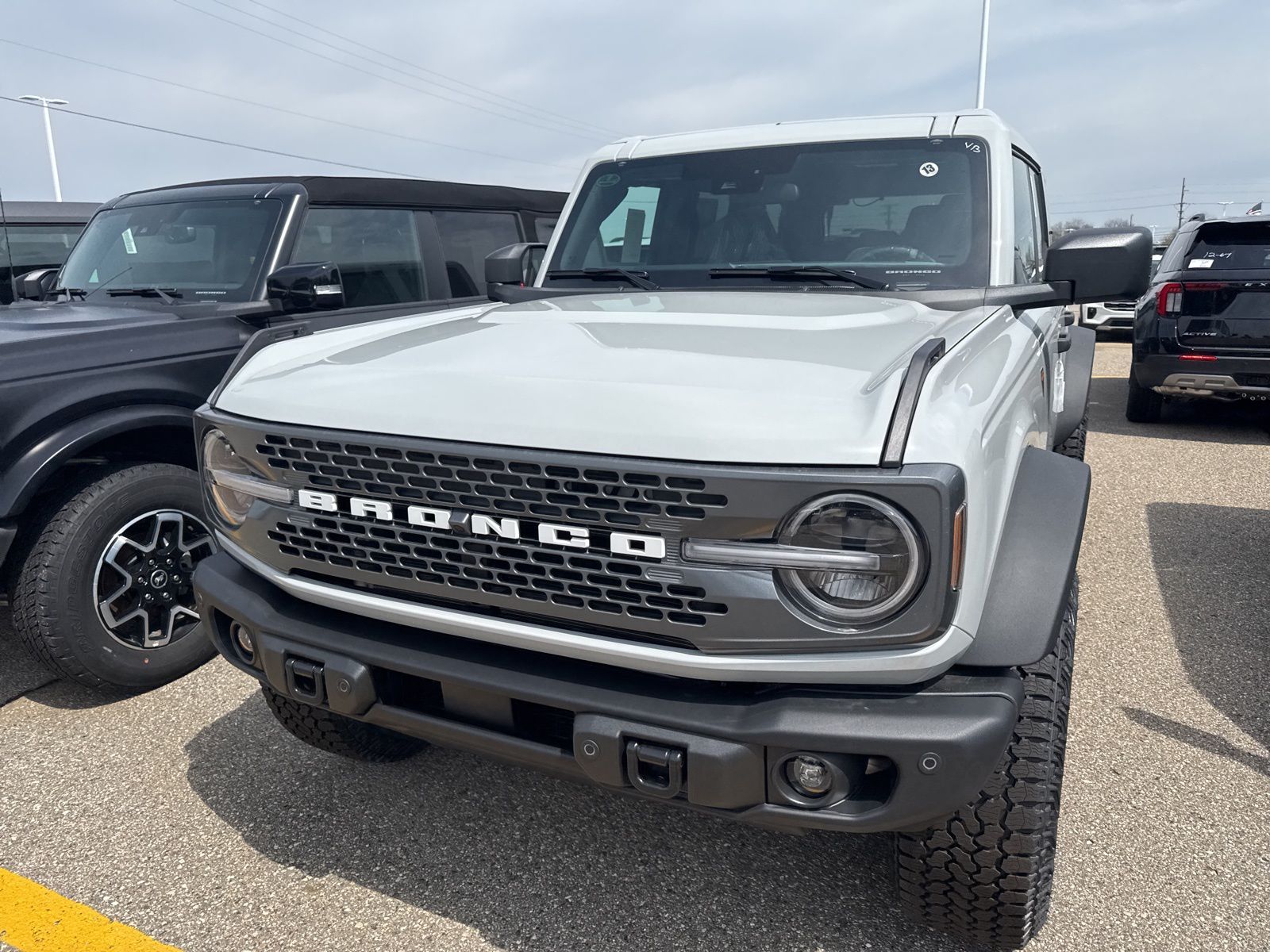 Thumbnail: 2026 Ford Bronco - 3