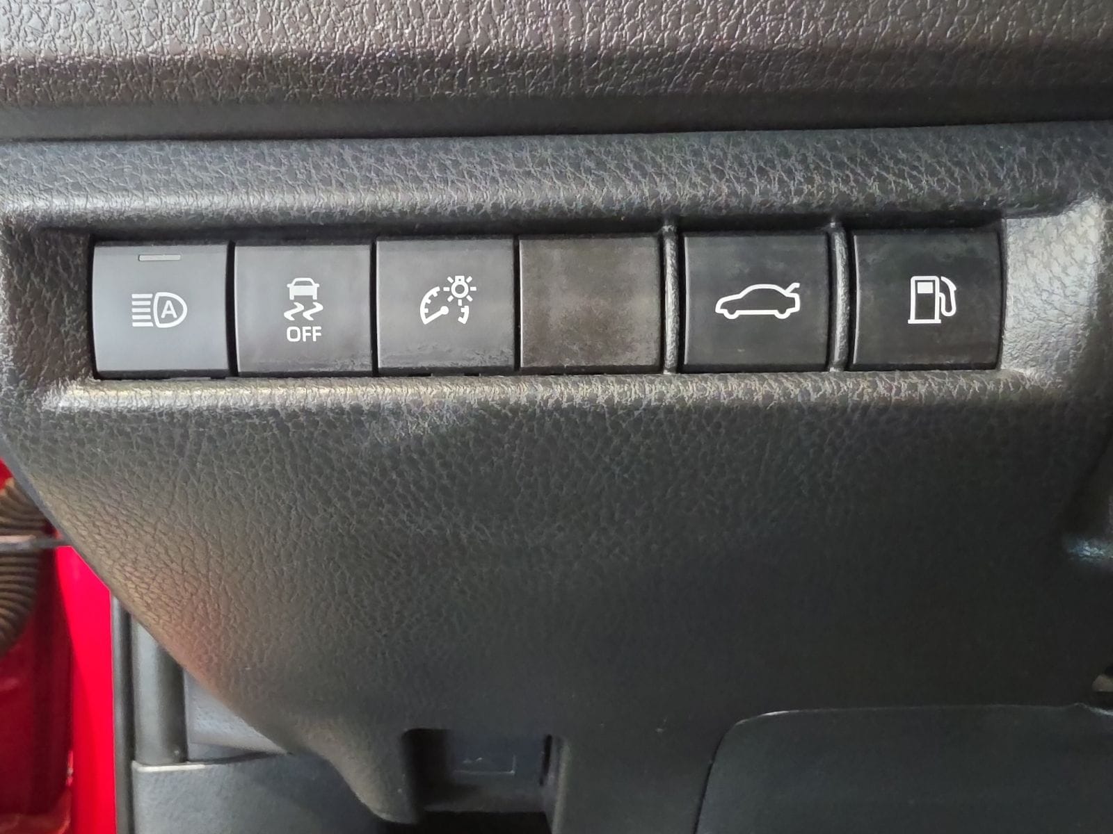 Thumbnail: 2025 Toyota Camry - 19