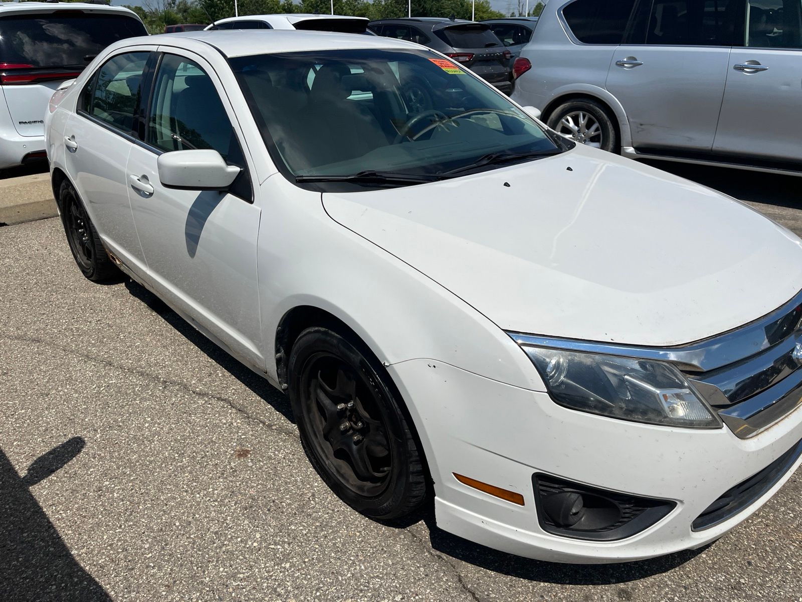 Thumbnail: 2010 Ford Fusion - 19