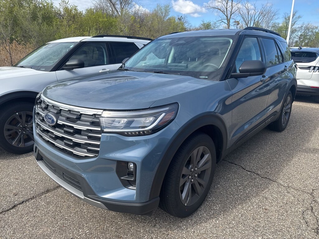 New 2026 Ford Explorer Active SUV