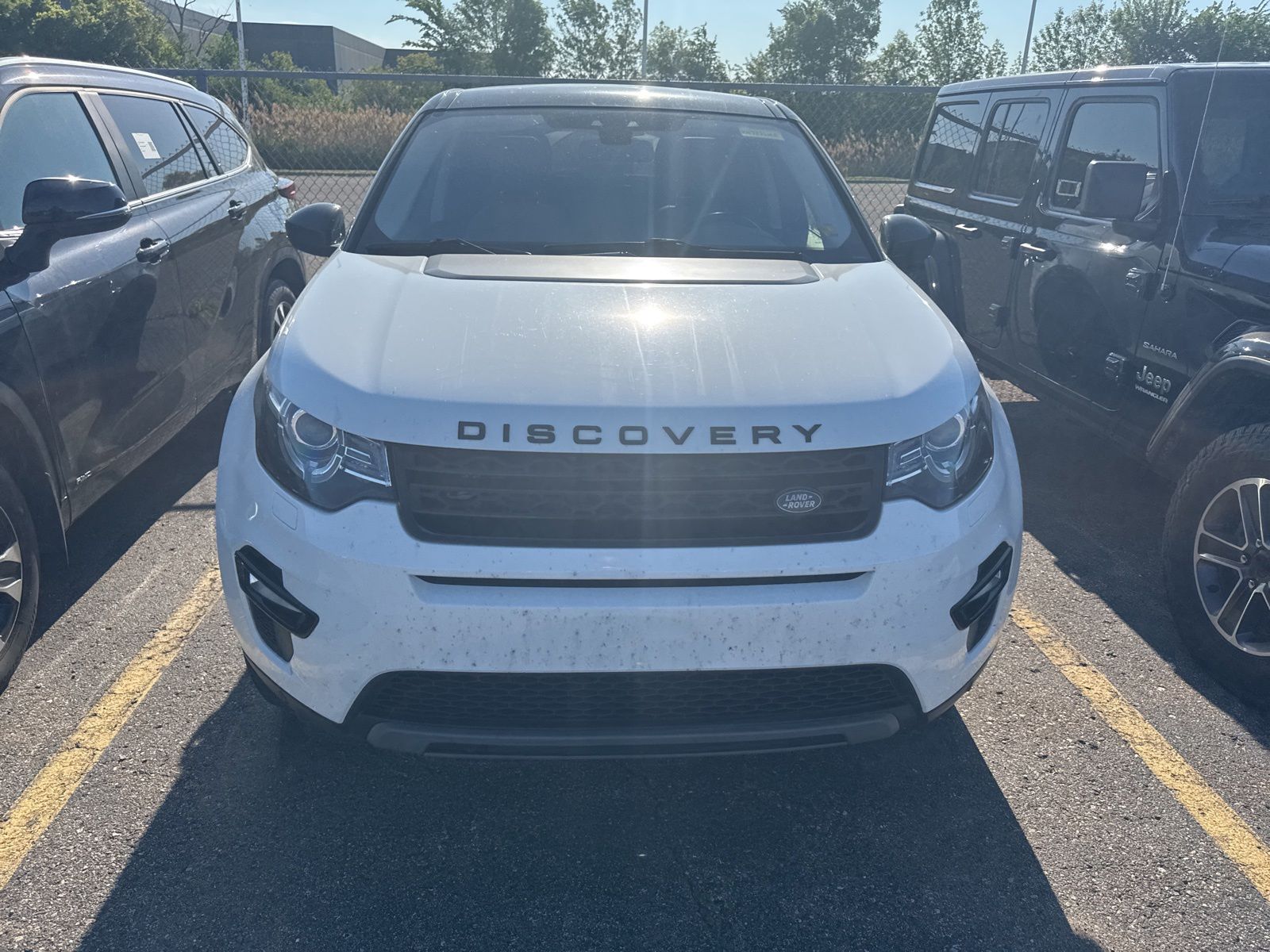 Thumbnail: 2019 Land Rover Discovery Sport - 4