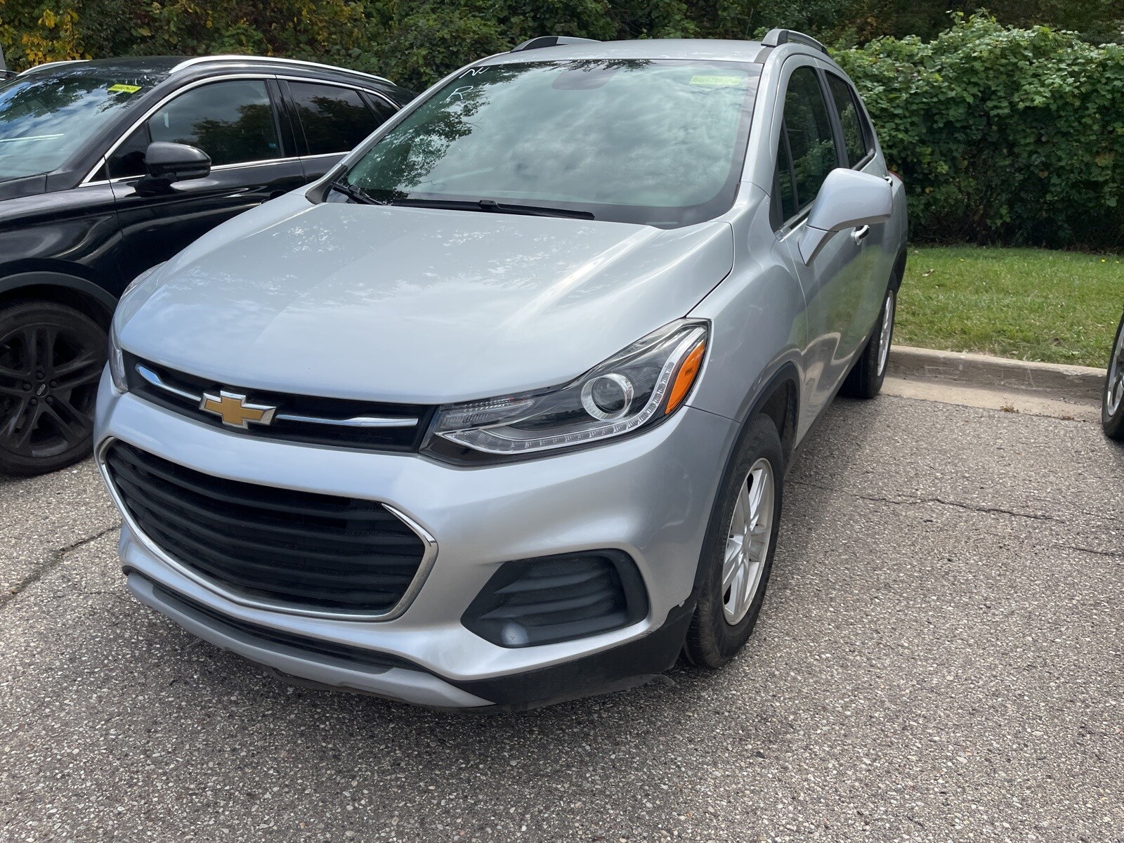 2017 Chevrolet Trax LT photo 2