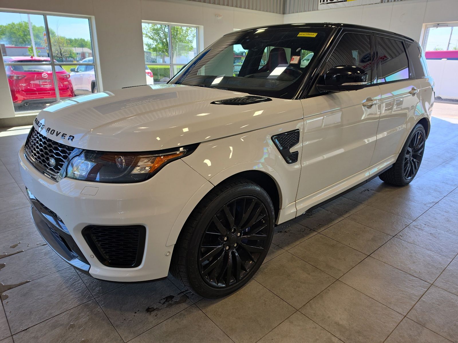 2017 Land Rover Range Rover Sport SVR 5.0's photo