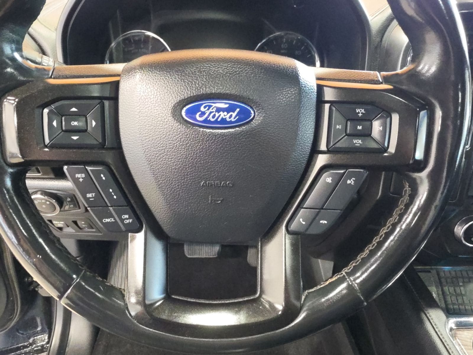 Thumbnail: 2018 Ford Expedition MAX - 24