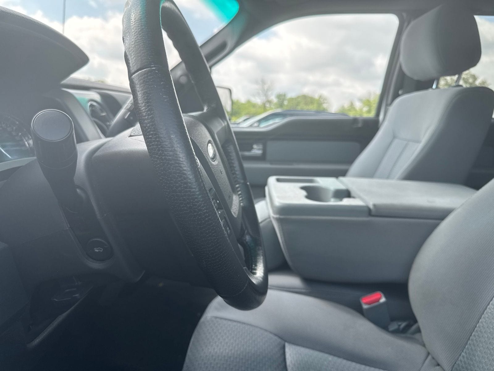 Thumbnail: 2014 Ford F-150 - 33