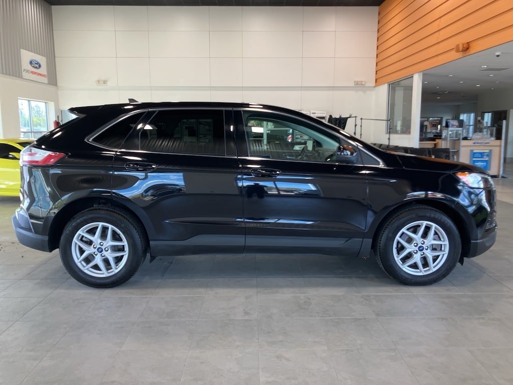 Used 2022 Ford Edge SEL SUV