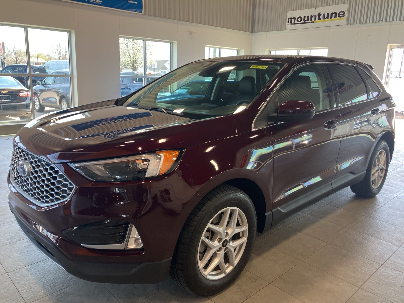 2023 Ford Edge