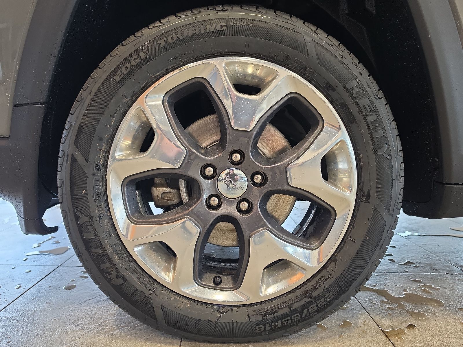 Thumbnail: 2019 Jeep Compass - 13