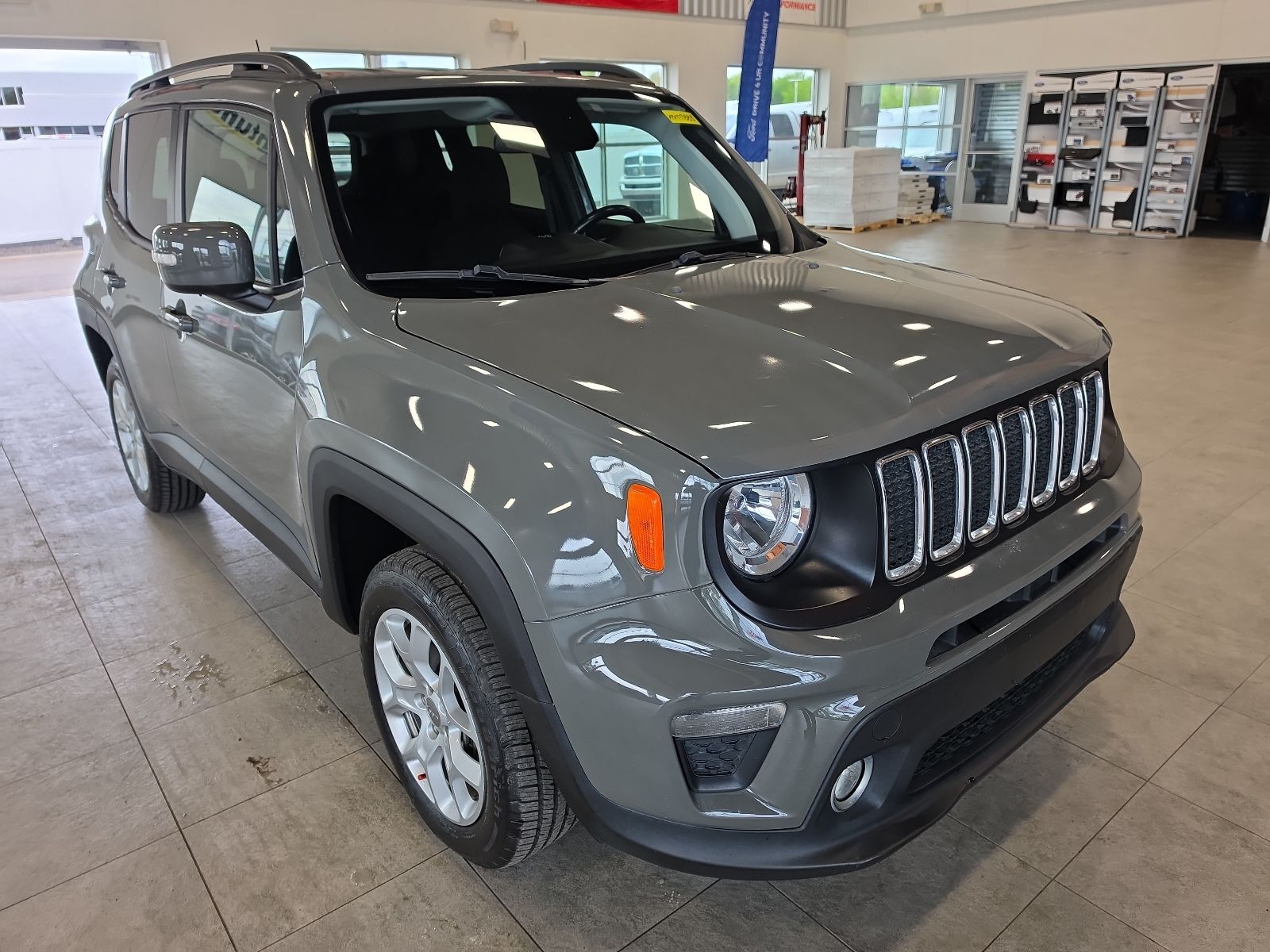 Thumbnail: 2019 Jeep Renegade - 4