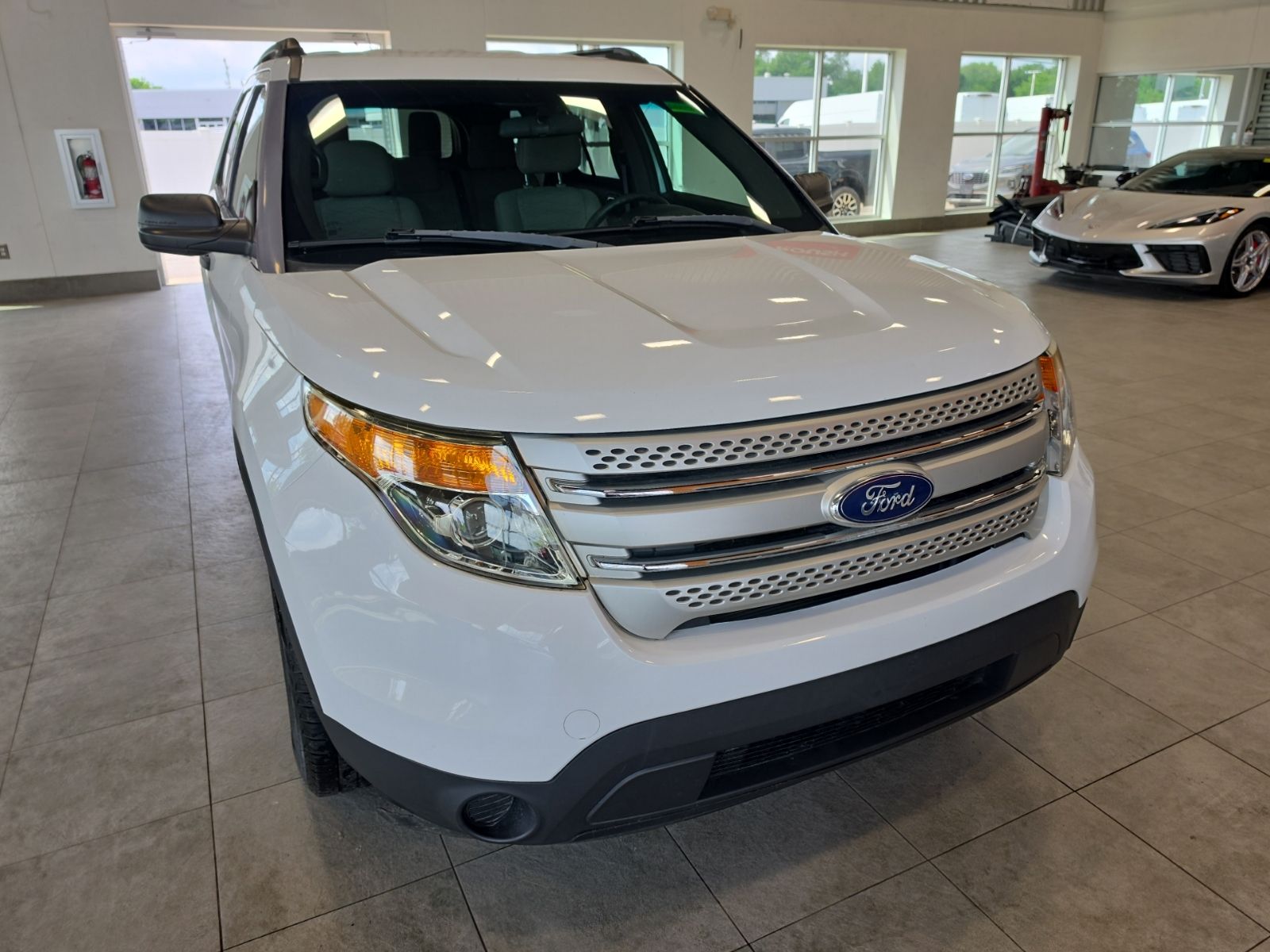 Thumbnail: 2015 Ford Explorer - 4