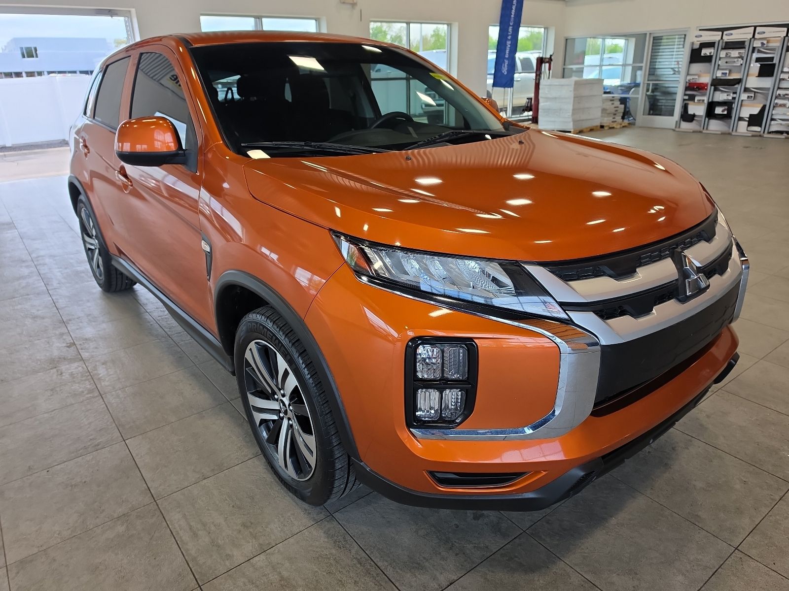 Thumbnail: 2020 Mitsubishi Outlander Sport - 4