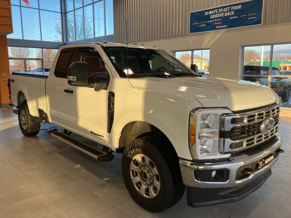 Used 2023 Ford F-350SD XLT Truck
