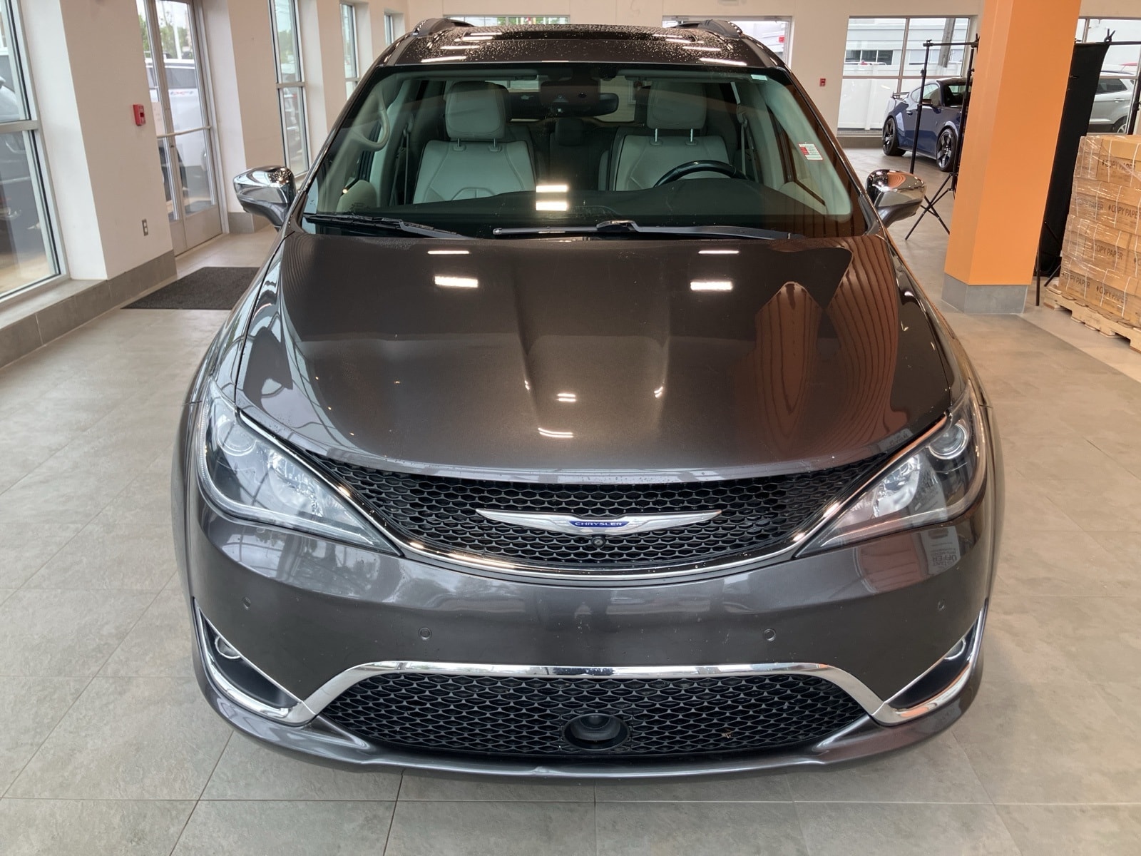 Used 2019 Chrysler Pacifica Limited with VIN 2C4RC1GG9KR627702 for sale in Sterling Heights, MI