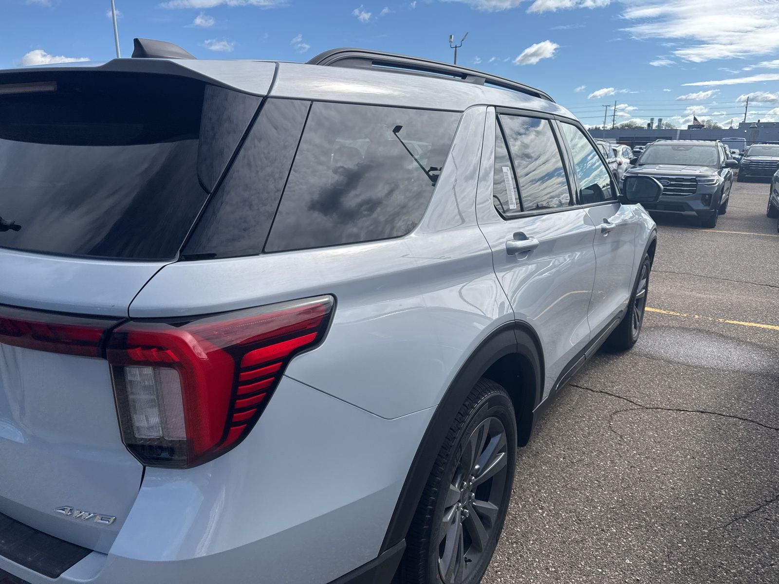 Thumbnail: 2026 Ford Explorer - 8