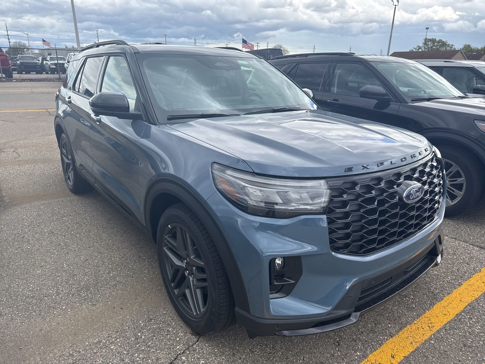 Thumbnail: 2026 Ford Explorer - 8