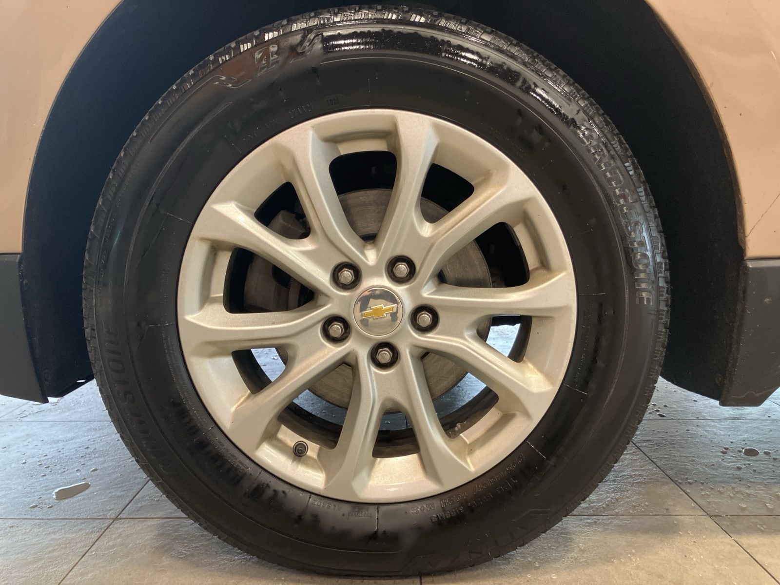 Thumbnail: 2019 Chevrolet Equinox - 9