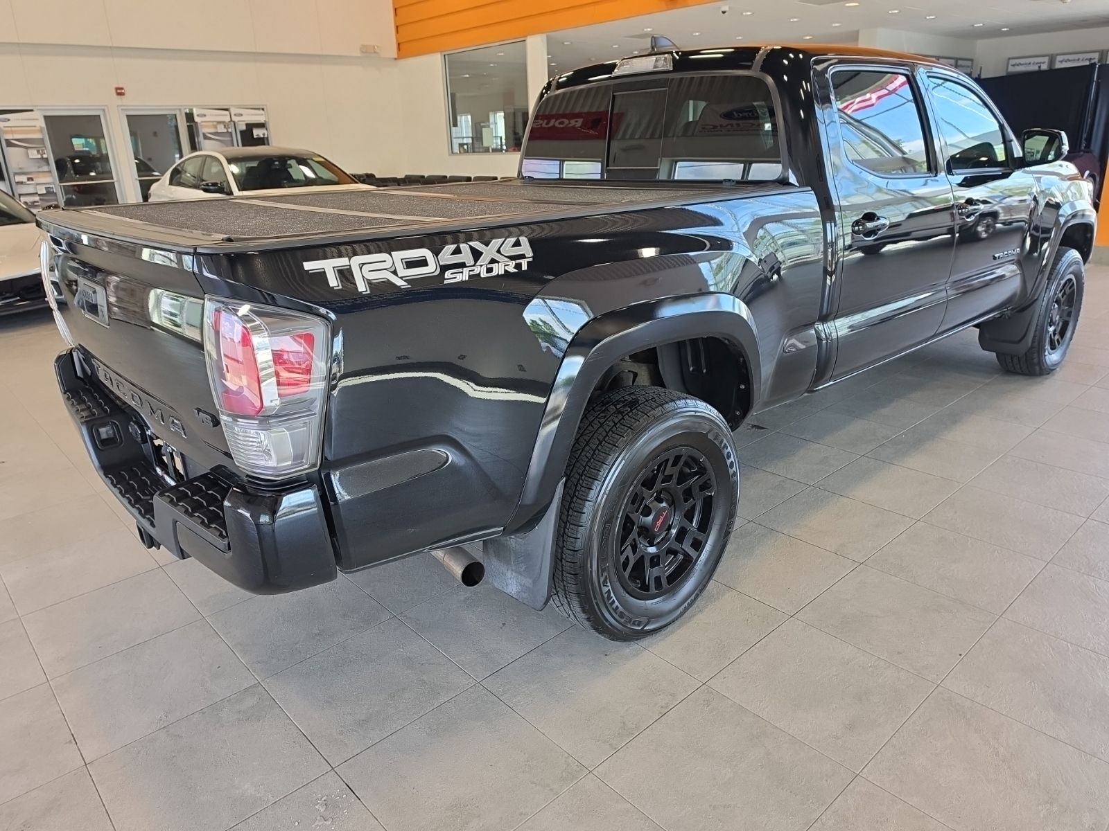 Thumbnail: 2021 Toyota Tacoma - 7