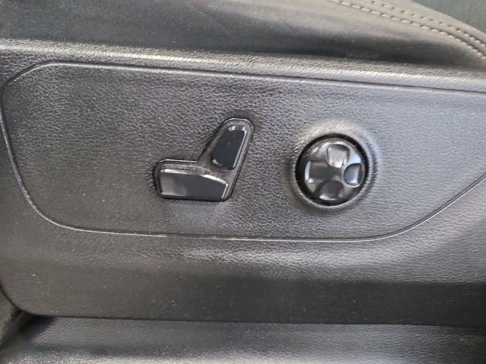Thumbnail: 2019 RAM 1500 - 15