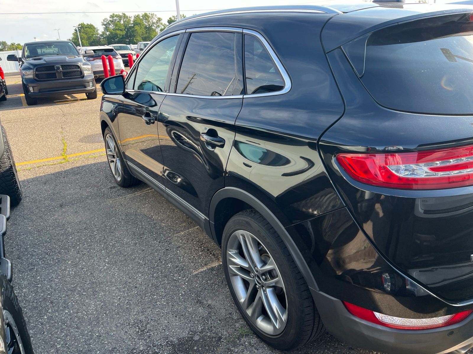 Thumbnail: 2017 Lincoln MKC - 11