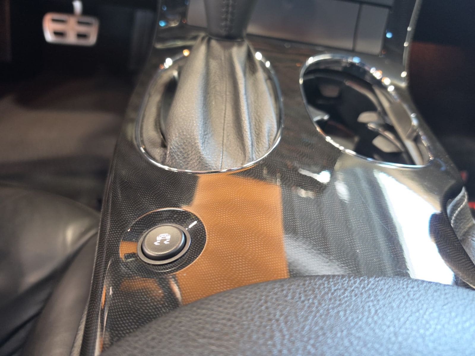 Thumbnail: 2010 Chevrolet Corvette - 23