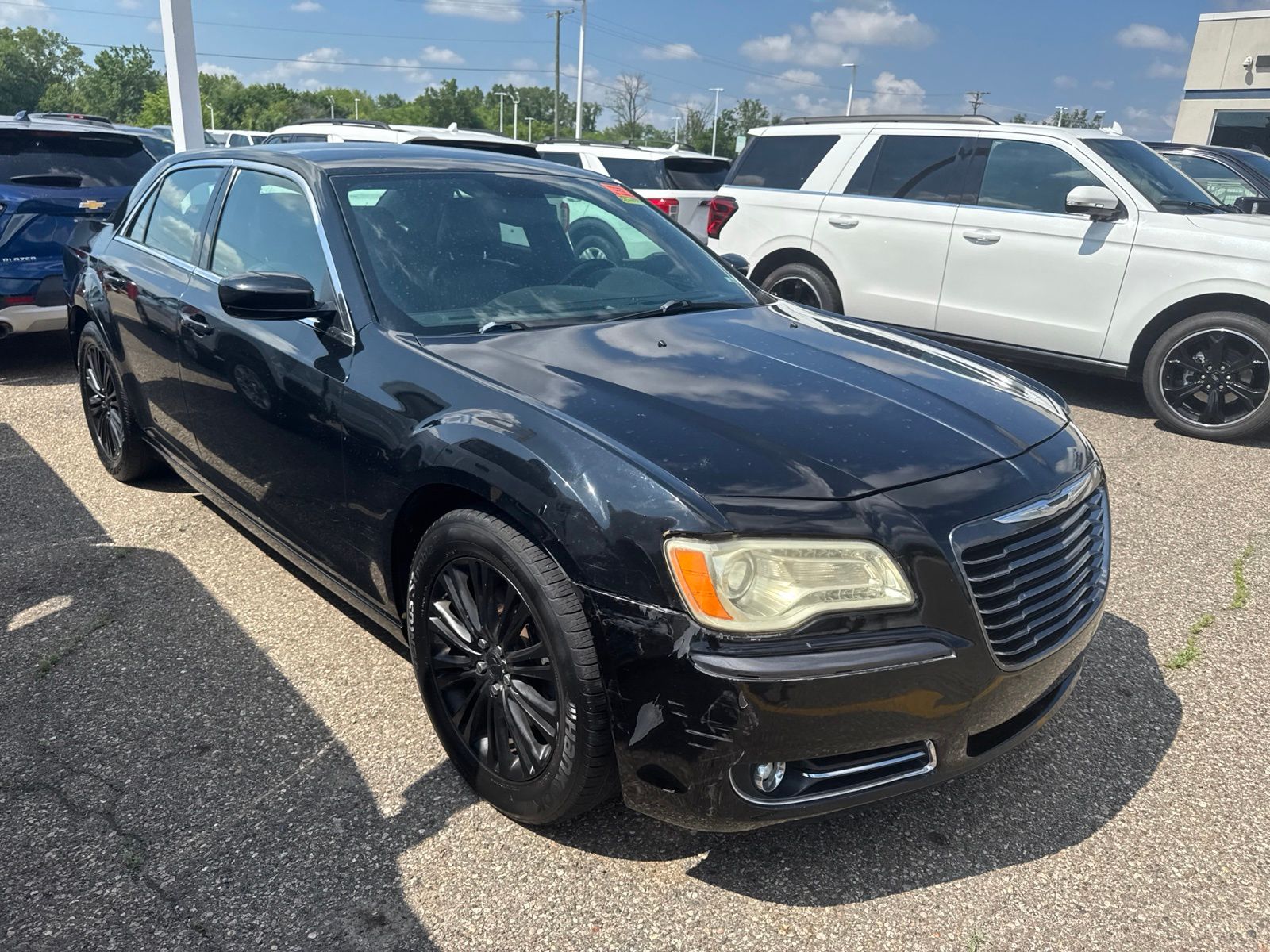 Thumbnail: 2014 Chrysler 300 - 25