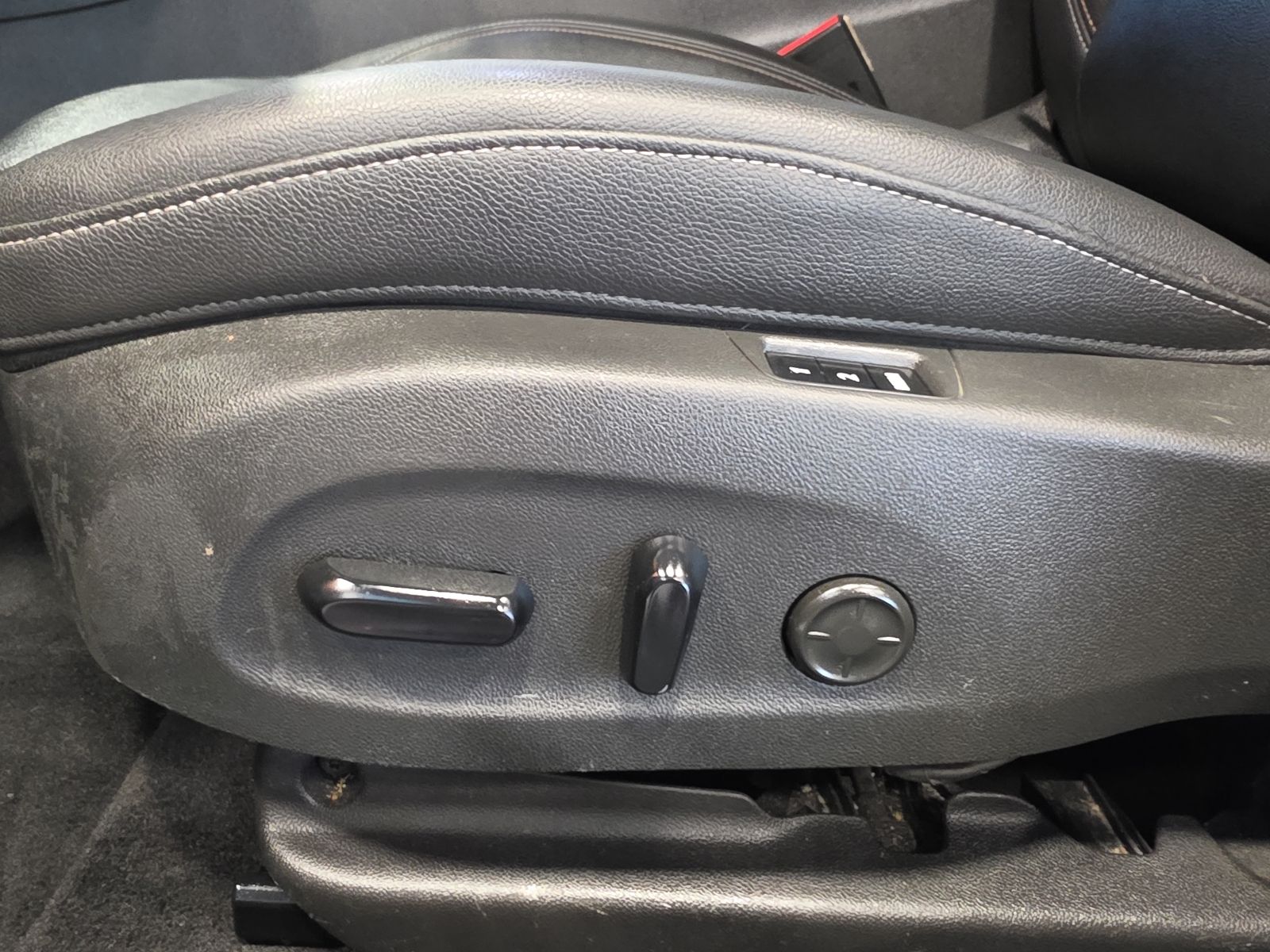 Thumbnail: 2019 Buick Regal - 15